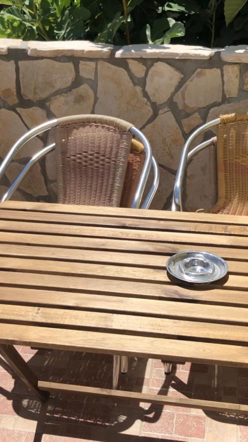 Miro Apartmani Ražanac Buitenkant foto