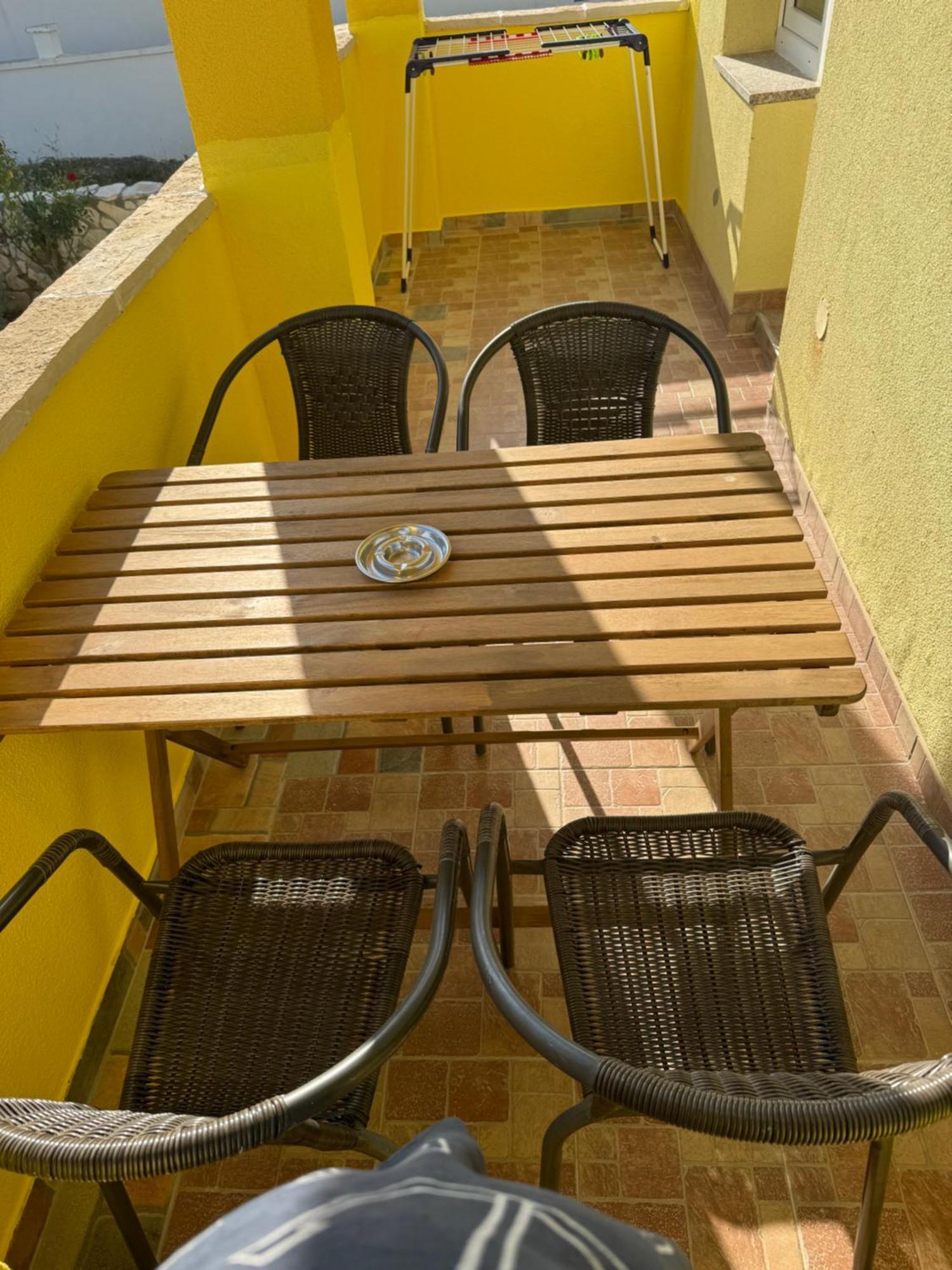 Miro Apartmani Ražanac Buitenkant foto