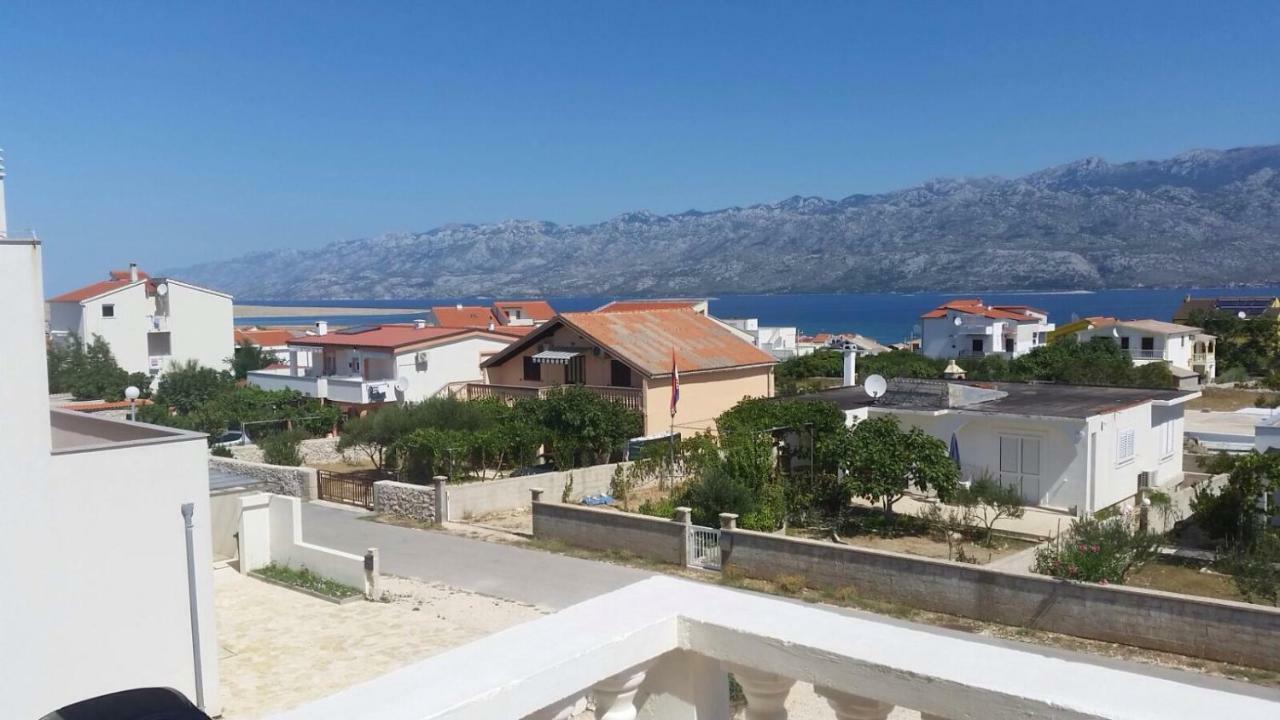 Miro Apartmani Ražanac Buitenkant foto