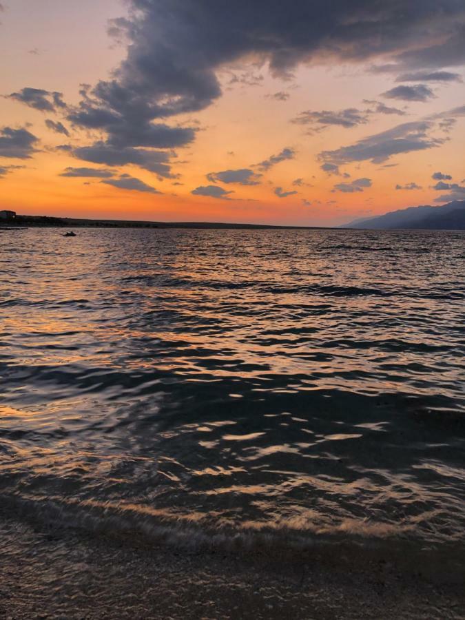 Miro Apartmani Ražanac Buitenkant foto